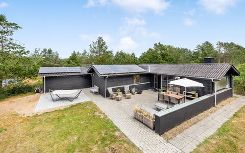 Barba - 2Km from the Sea: Wood, Sea, Cloud, Coastal And Oceanic Landforms, Deck, Ocean, Plank, Boardwalk, Coast, Hardwood