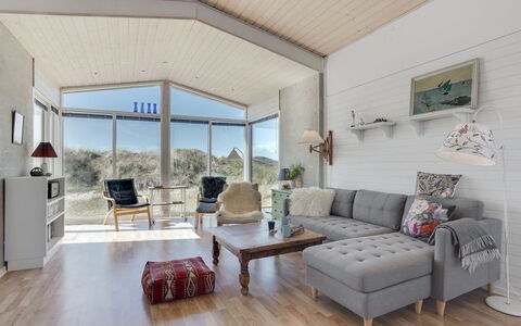 Felis - 200M from the Sea: Cottage, Home, House, Roof, Porch, Estate, Siding, Garden Buildings, Farmhouse, Yard