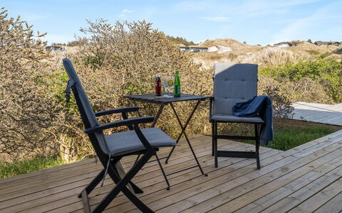 Felis - 200M from the Sea: Cottage, Home, House, Roof, Porch, Estate, Siding, Garden Buildings, Farmhouse, Yard