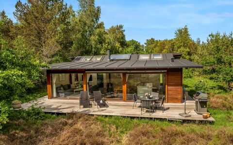 Felia - 500M from the Sea: Wood, Roof, Cottage, Home, Garden Buildings, Groundcover, Hardwood, Shed, Shade, Garden