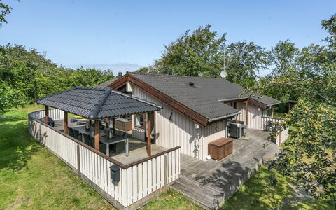 Leevi - 150M from the Sea: Wood, Roof, House, Home, Cottage, Porch, Deck, Estate, Shade, Siding