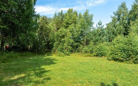 Elfrieda - 1.6Km from the Sea: Swimming Pool, Outdoor Furniture, Furniture, Resort, Flagstone, Eco Hotel, Shade, Chair, Leisure, Estate