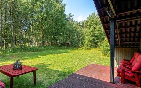 Elfrieda - 1.6Km from the Sea: Swimming Pool, Outdoor Furniture, Furniture, Resort, Flagstone, Eco Hotel, Shade, Chair, Leisure, Estate