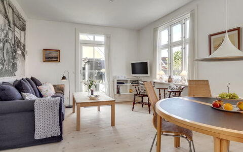 Fria - 500M from the Sea: Furniture, Flooring, Interior Design, Floor, Wood, Ceiling, Living Room, Chair, Table, Wood Flooring