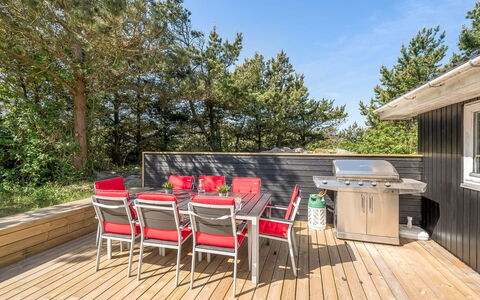 Finne - 800M from the Sea: Roof, House, Residential Area, Home, Estate, Cottage, Design