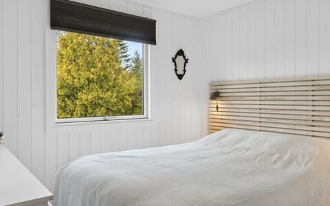 Silvana - 750M from the Sea: Wood, Interior Design, Bedroom, Flooring, Linens, Floor, Bed, Lighting, Bedding, Ceiling