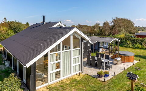 Gudmundine - 350M to the Fjord: House, Home, Roof, Residential Area, Cottage, Estate, Farmhouse, Lawn, Landscaping, Siding