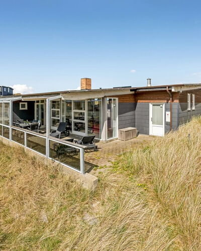 Emelin - 475M from the Sea