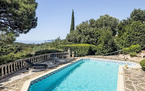 Maison de L'Hubac Bleu: Blue, Swimming Pool, Composite Material, Shade, Water Feature, Design, Tile, Flagstone