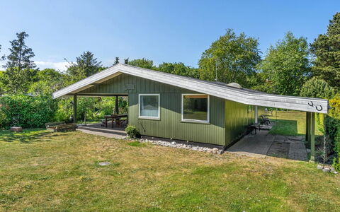 Simon - 225M from the Sea: Roof, House, Land Lot, Home, Cottage, Estate, Garden Buildings, Shade, Log Cabin, Landscaping