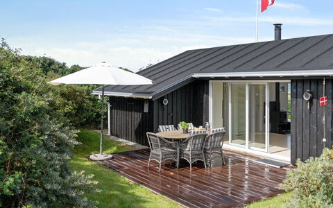 Reinke - 200M from the Sea: Wood, Roof, Architecture, Home, House, Cottage, Siding, Hardwood, Slope, Estate