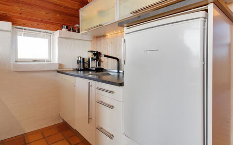 Enwald - 300M from the Sea: Kitchen, Major Appliance, Kitchen Appliance, Countertop, Flooring, Wood, Interior Design, Plumbing Fixture, Floor, Tap