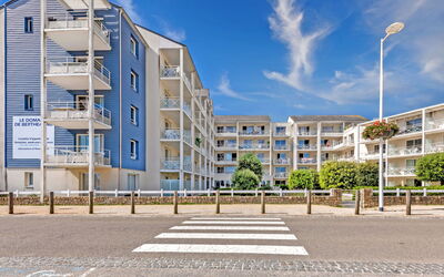 Accommodation:&nbsp;Domaine de Bertheaume 110.3
