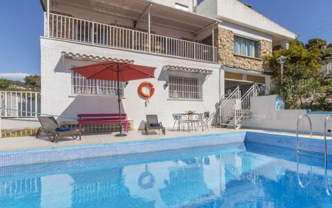 Villa Pedro: Swimming Pool, Residential Area, Resort, Human Settlement, Composite Material, Estate, Outdoor Furniture, Villa, Hotel, Balcony