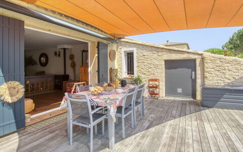 La Choupette: Building, Property, Table, Wood, Shade, Interior Design, Floor, Beam, Living Room, Tree