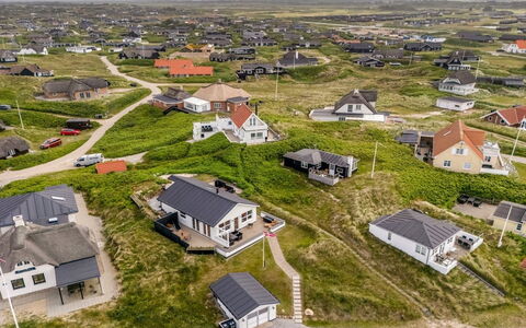 Ristana - 100M from the Sea: Landscape, Ecoregion, Land Lot, Roof, Plain, Rural Area, Slope, Field, Prairie, Steppe