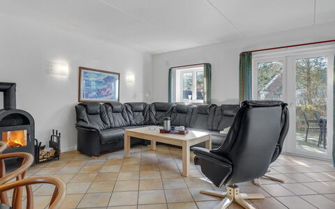 Oneida - 800M from the Sea: Furniture, Interior Design, Flooring, Ceiling, Floor, Couch, Living Room, Room, Home