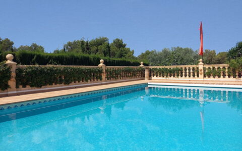 Villa Lantana: Water, Plant, Sky, Property, Swimming Pool, Azure, Nature, Tree, Leisure, Composite Material