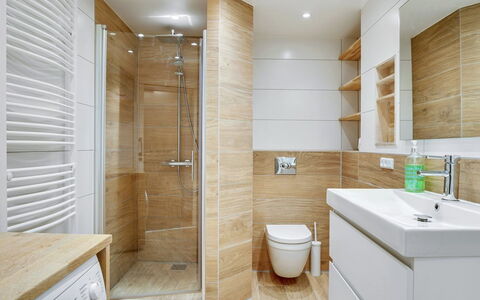Pekka - 50M from the Sea: Flooring, Bathroom, Wall, Plumbing Fixture, Floor, Interior Design, Wood, Sink, Bathroom Cabinet, Bathroom Sink