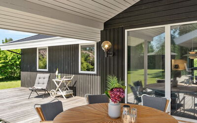Ingelis - 1.2Km from the Sea