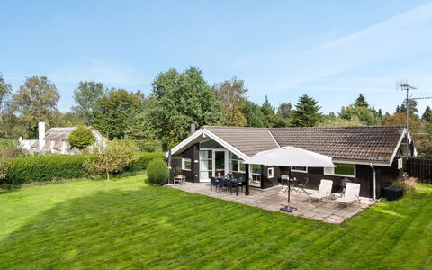 Eivor - 500M from the Sea: Thatching, Cottage, House, Roof, Home, Farmhouse, Hut, Estate, Village
