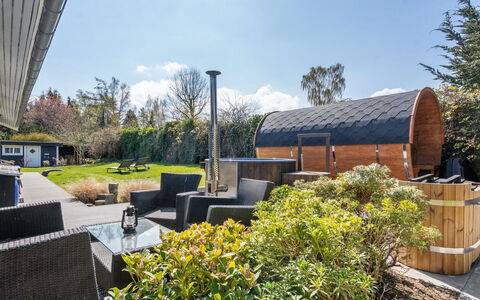 Øllegaard - 1Km from the Sea: Plant Community, Sunlight, Herbaceous Plant, Garden, Plantation, Agriculture, Farm
