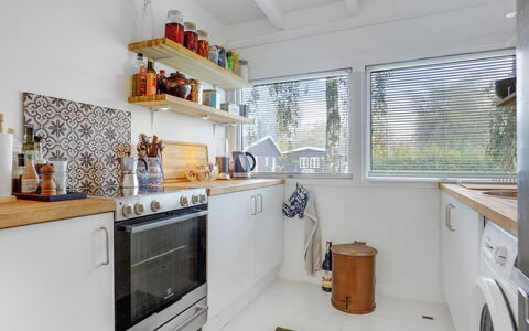 Ljuba - 1.2Km from the Sea: Kitchen, Major Appliance, Countertop, Interior Design, Kitchen Appliance, Flooring, Home Appliance, Cabinetry, Ceiling, Room