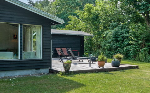 Lucie - 1.5Km from the Sea: Cottage, Groundcover, Garden, Shade, Garden Buildings, Outdoor Furniture, Lawn, Backyard, Yard, Siding