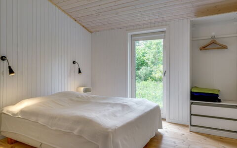 Lucie - 1.5Km from the Sea: Flooring, Wood, Floor, Interior Design, Ceiling, Bedroom, Wood Flooring, Furniture, Bed, Home