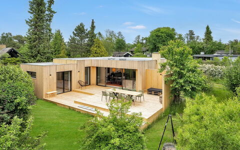 Matti - 1Km from the Sea: Residential Area, Roof, Suburb, Driveway, Estate, Chimney