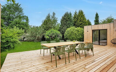 Matti - 1Km from the Sea: Residential Area, Roof, Suburb, Driveway, Estate, Chimney