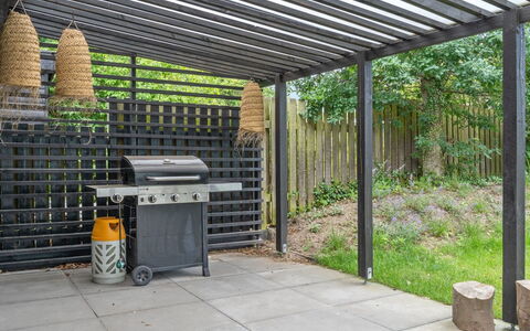 Ebke - 70M from the Sea: Wood, Garden, Outdoor Furniture, Shade, Backyard, Outdoor Structure, Pergola, Patio, Landscaping, Yard