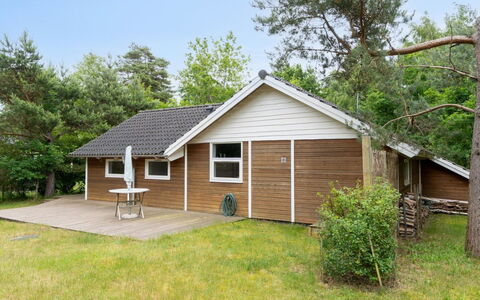 Merina - 700M from the Sea: Cottage, Backyard, Yard, Garden Buildings, Shed, Siding, Outdoor Furniture, Log Cabin, Outdoor Structure, Shack