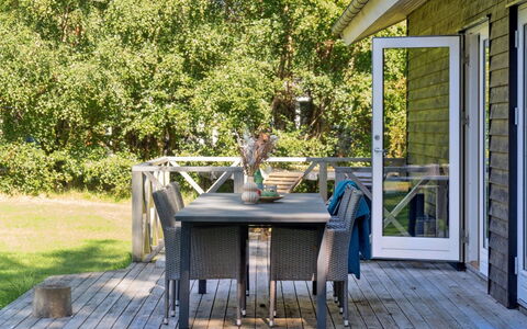 Pietari - 1.2Km from the Sea: Wood, Roof, Architecture, Home, House, Cottage, Siding, Hardwood, Slope, Estate