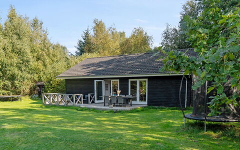 Pietari - 1.2Km from the Sea: Wood, Roof, Architecture, Home, House, Cottage, Siding, Hardwood, Slope, Estate
