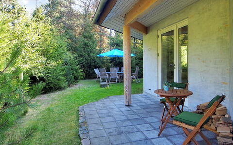 Fernande - 150M from the Sea: Shrub, Furniture, Outdoor Furniture, Garden, Shade, Chair, Groundcover, Cottage, Porch, Backyard