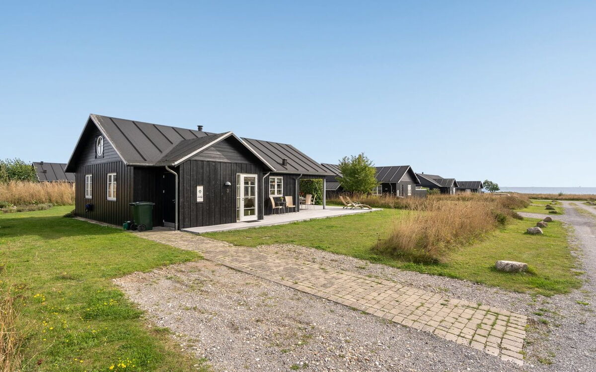 agge - 100m From The Sea