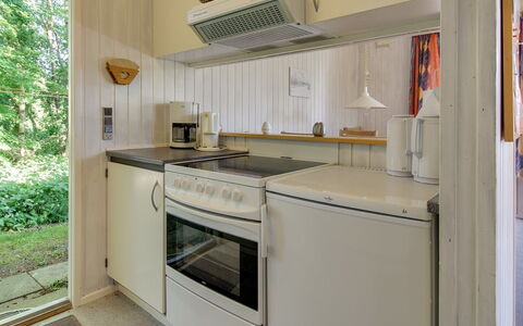 Virve - 300M from the Sea: Roof, House, Home, Cottage, Door, Siding, Deck, Porch, Plank, Hardwood