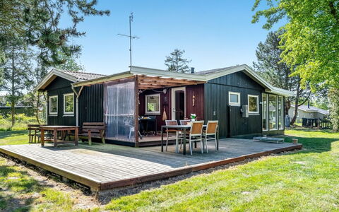 Arendine - 700M from the Sea: Roof, House, Home, Cottage, Door, Siding, Deck, Porch, Plank, Hardwood
