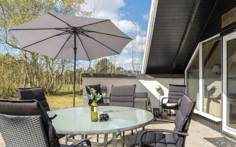 Arnfin - 160M from the Sea: Roof, House, Home, Cottage, Door, Siding, Deck, Porch, Plank, Hardwood