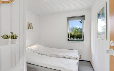 Lars - 250M from the Sea: Wall, Wood, Floor, Bedroom, Home, Door, Ceiling, Bed, Bedding, Bed Sheet