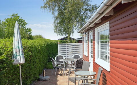 Amy - 150M from the Sea: Blue, Shrub, Cottage, Groundcover, Garden, Estate, Shade, Landscaping, Farmhouse, Eco Hotel
