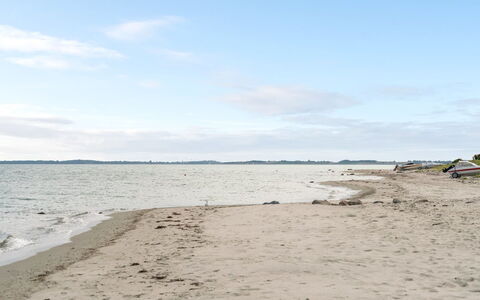 Ulv - 25M from the Sea: Residential Area, Roof, Suburb, Driveway, Estate, Chimney