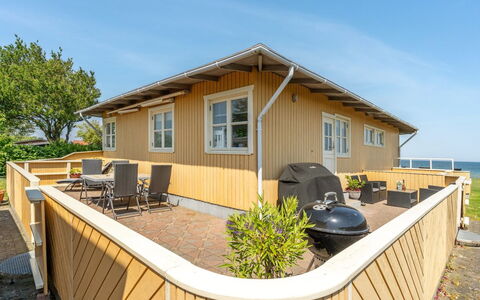 Hwitserk - 5M from the Sea: Residential Area, Roof, Suburb, Driveway, Estate, Chimney