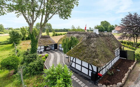 Maileen - 2.1Km to the Fjord: Blue, Shrub, Cottage, Groundcover, Garden, Estate, Shade, Landscaping, Farmhouse, Eco Hotel