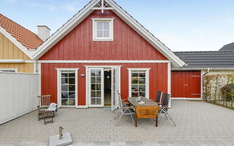 Bleike - 250M from the Sea: Blue, Shrub, Cottage, Groundcover, Garden, Estate, Shade, Landscaping, Farmhouse, Eco Hotel
