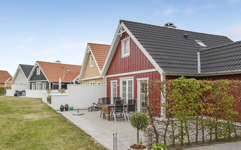 Bleike - 250M from the Sea: Blue, Shrub, Cottage, Groundcover, Garden, Estate, Shade, Landscaping, Farmhouse, Eco Hotel