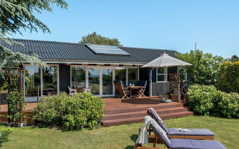 Bisera - 150M from the Sea: Blue, Shrub, Cottage, Groundcover, Garden, Estate, Shade, Landscaping, Farmhouse, Eco Hotel