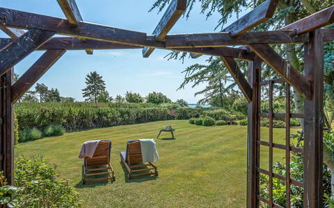 Bisera - 150M from the Sea: Blue, Shrub, Cottage, Groundcover, Garden, Estate, Shade, Landscaping, Farmhouse, Eco Hotel