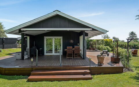 Bisera - 150M from the Sea: Blue, Shrub, Cottage, Groundcover, Garden, Estate, Shade, Landscaping, Farmhouse, Eco Hotel